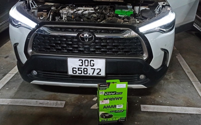 Minh Anh thay ắc quy xe Toyota corolla cross tận nơi Thái Bình