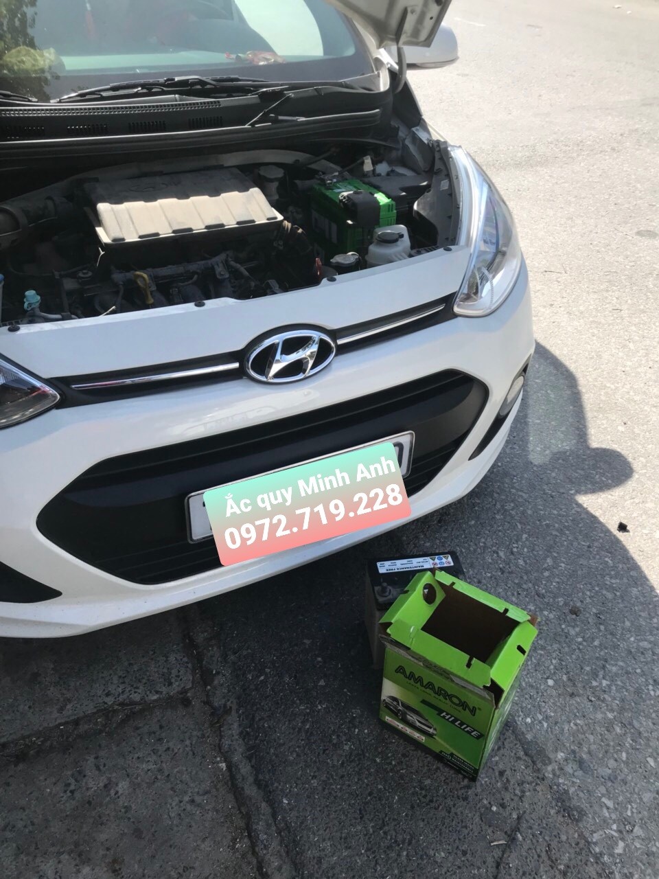 Thay thế ắc quy xe Huyndai cho khách hàng ở xa Thay thế ắc quy xe Huyndai cho khách hàng ở xa