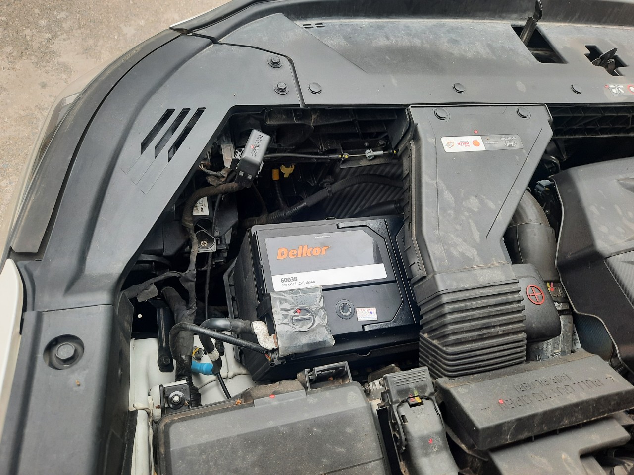 Thay ắc quy xe Huyndai Santafe uy tín tại Thái Bình Thay ắc quy xe Huyndai Santafe uy tín tại Thái Bình